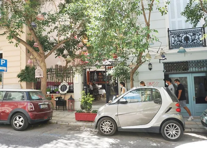 A Few Steps Away From Syntagma And Plaka By Athenian Homes